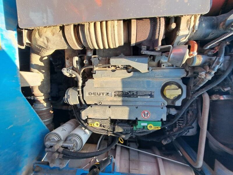 2016 Fuchs MHL331 Material Handler
