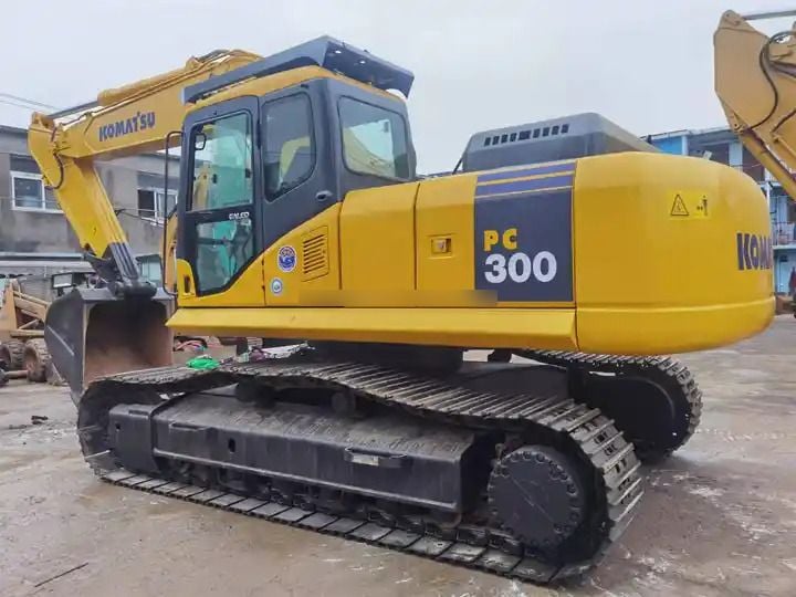 2020 Komatsu PC300-7 Crawler Excavator