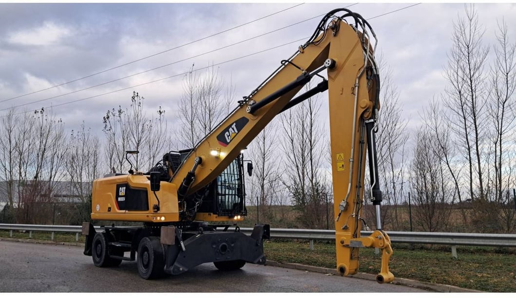 2020 Caterpillar MH3024-1 Wheel Excavator