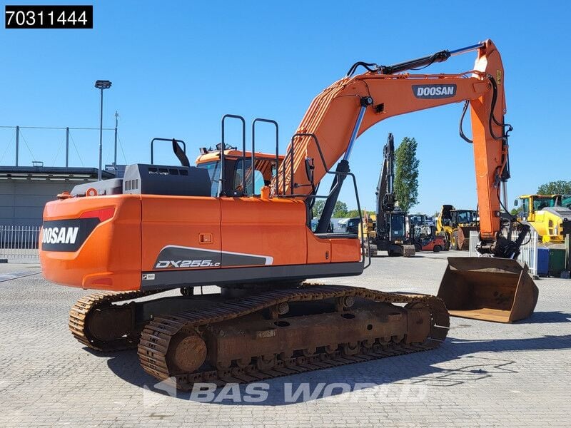 2016 Doosan DX255LC-5 Crawler Excavator