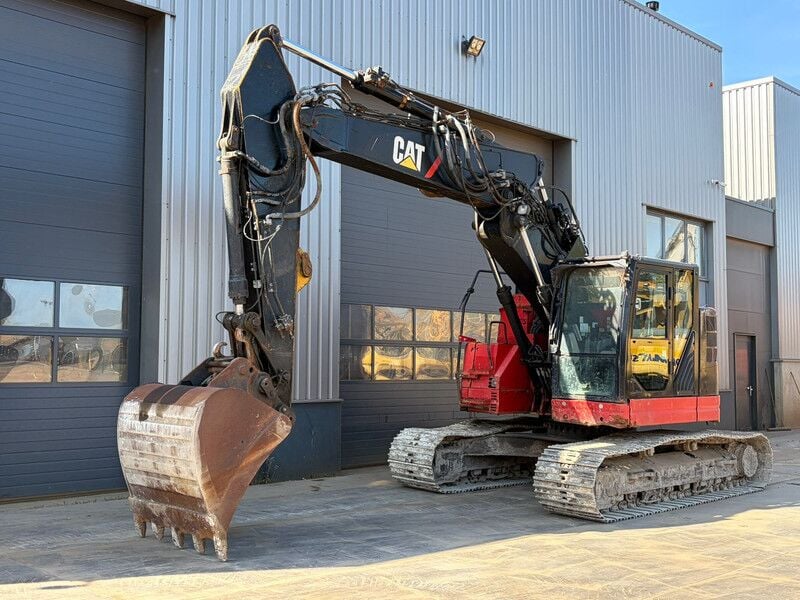 2018 Caterpillar 325FL Crawler Excavator
