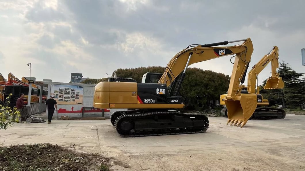 2023 Caterpillar 325D Crawler Excavator