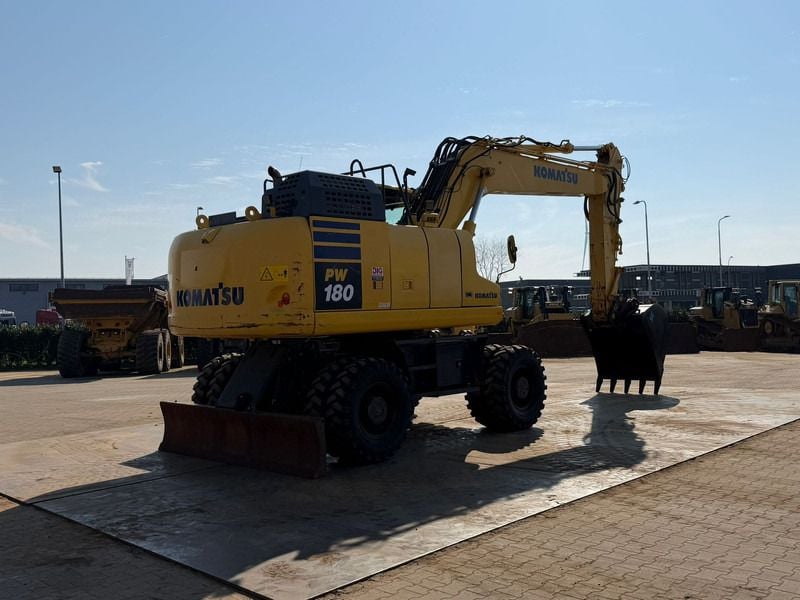 2019 Komatsu PW180-11 Wheel Excavator