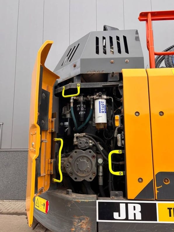 2018 Volvo ECR355EL Crawler Excavator