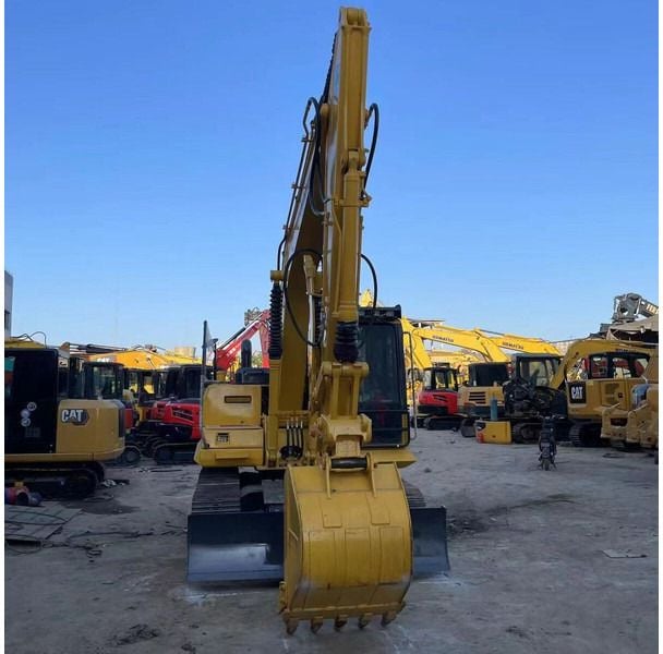2024 Komatsu PC130 Crawler Excavator