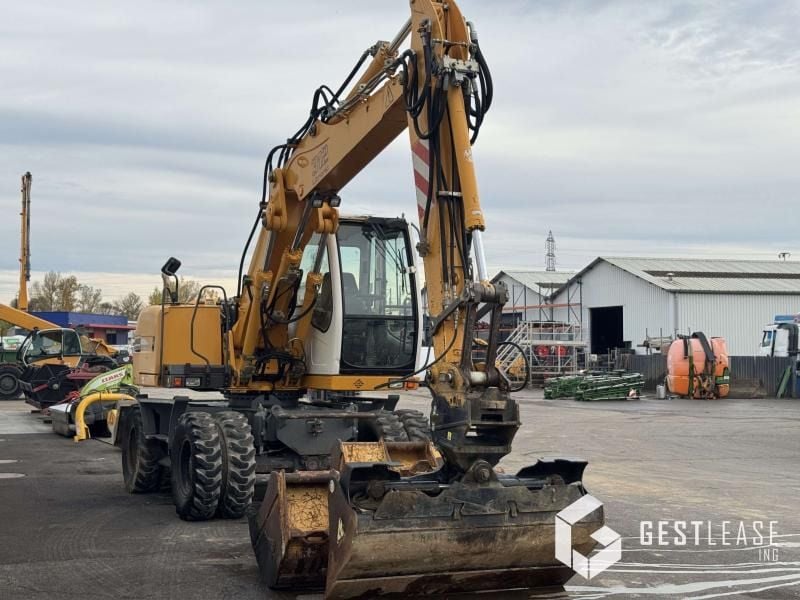 2004 Liebherr A312 Wheel Excavator