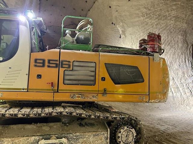 2018 Liebherr R956 HD Crawler Excavator
