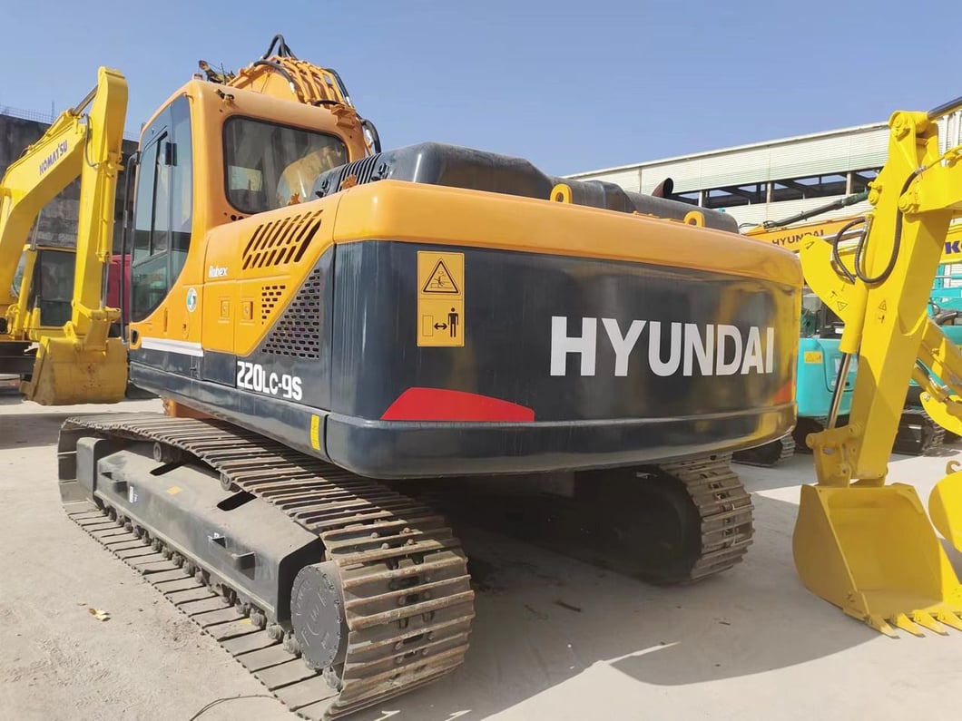 2020 Hyundai R220LC-9S Crawler Excavator