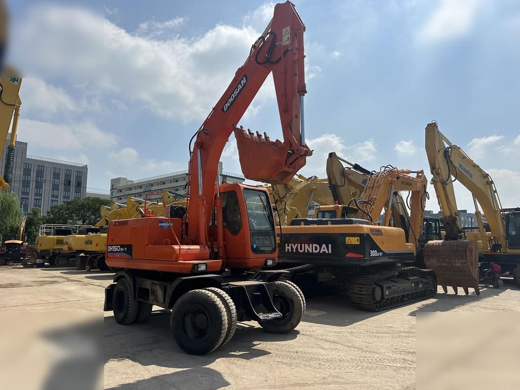 2016 Doosan DH150W-7 Wheel Excavator