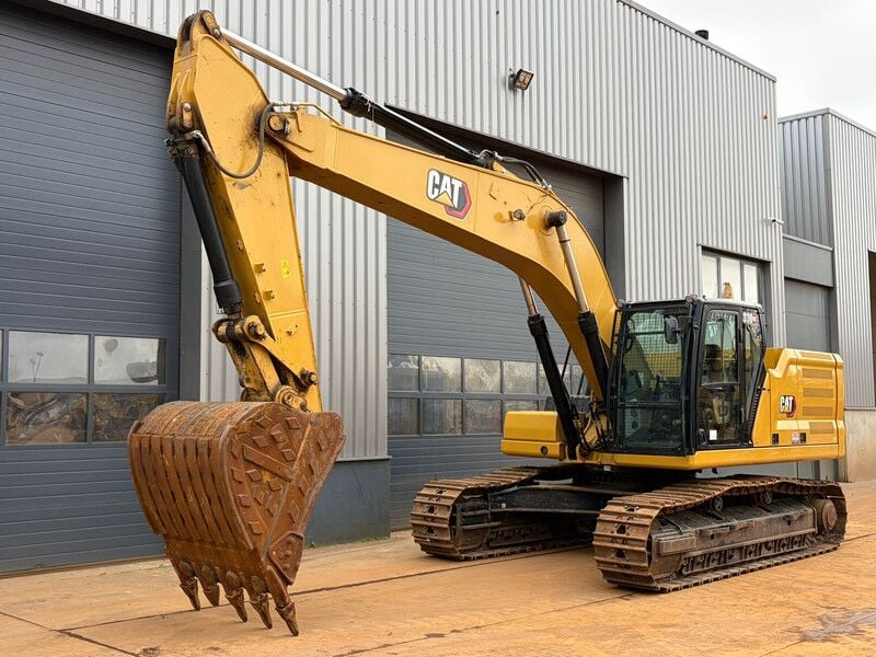 2025 Caterpillar 330GC Crawler Excavator