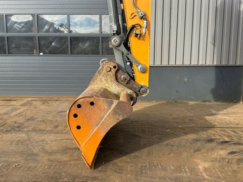2014 Liebherr R920LC Crawler Excavator