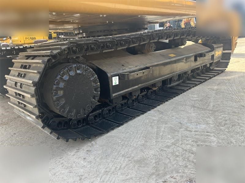 2016 Caterpillar 320D2 Crawler Excavator