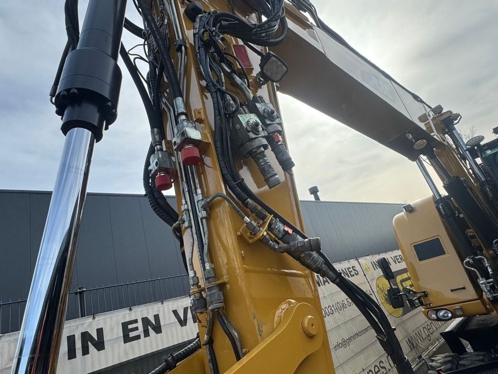2016 Caterpillar 315 UNAC 22 TTR Wheel Excavator