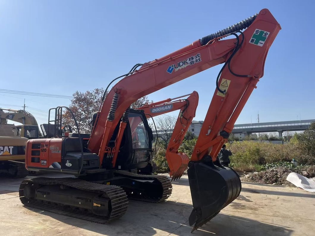 2023 Hitachi ZX120 Crawler Excavator
