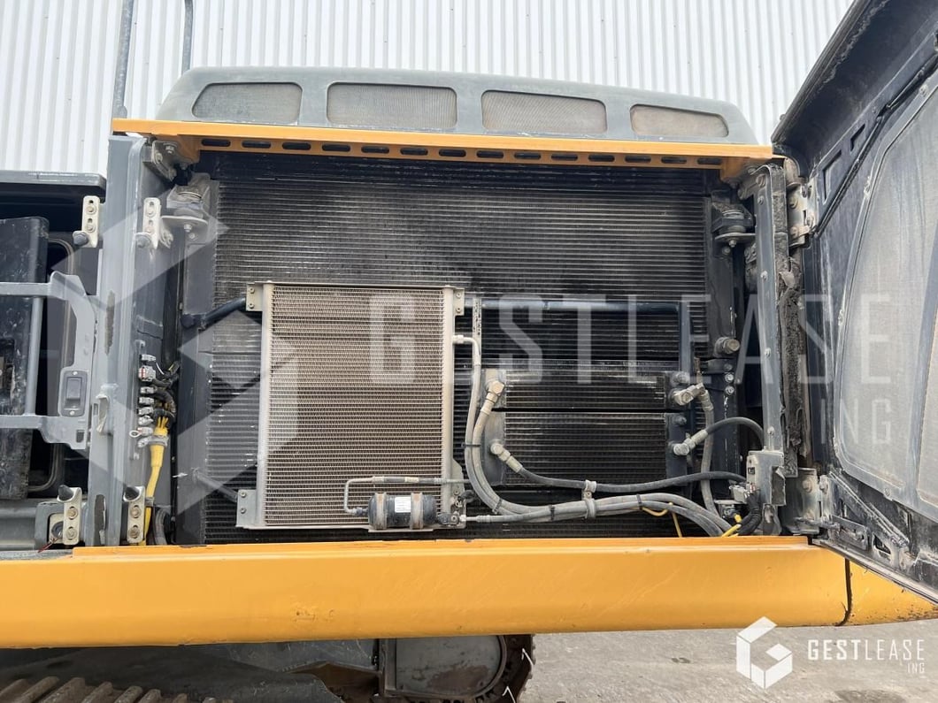 2014 Liebherr R946LC Crawler Excavator
