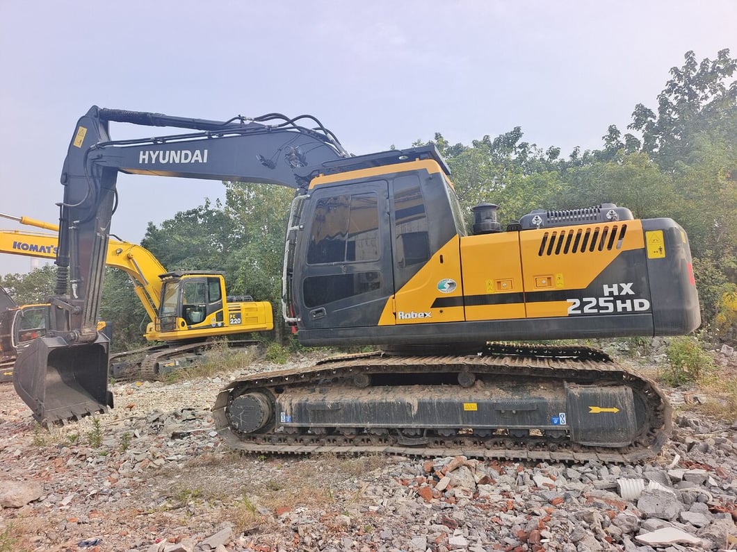 2025 Hyundai HX225HD Crawler Excavator