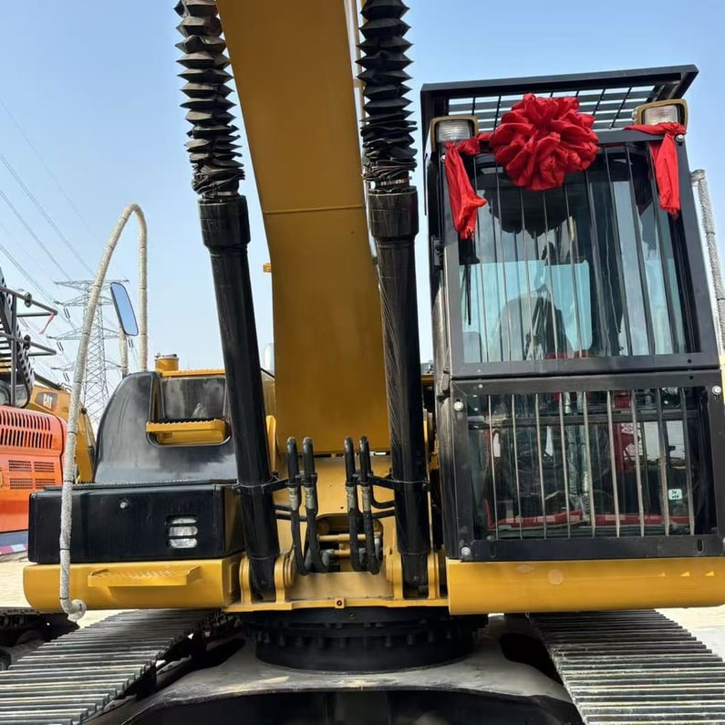 2023 Caterpillar 320D Crawler Excavator