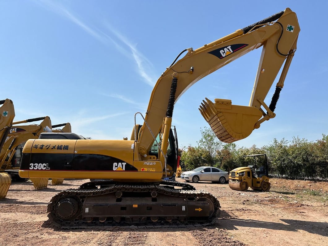 2018 Caterpillar 330CL Crawler Excavator