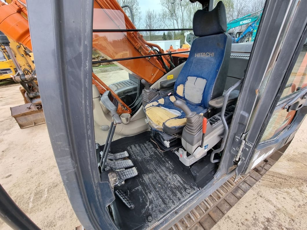 2008 Hitachi ZX210-3 Crawler Excavator