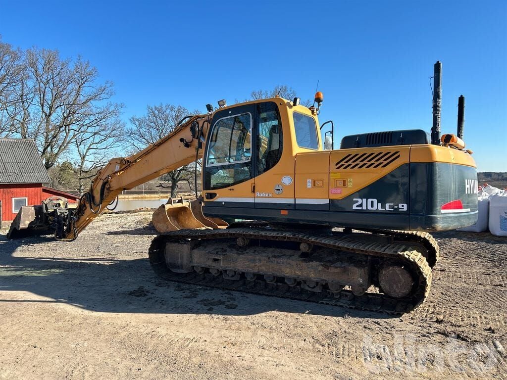 2011 Hyundai R210LC-9 Crawler Excavator