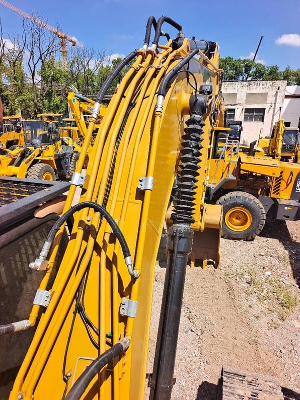 2024 Caterpillar 324D Crawler Excavator