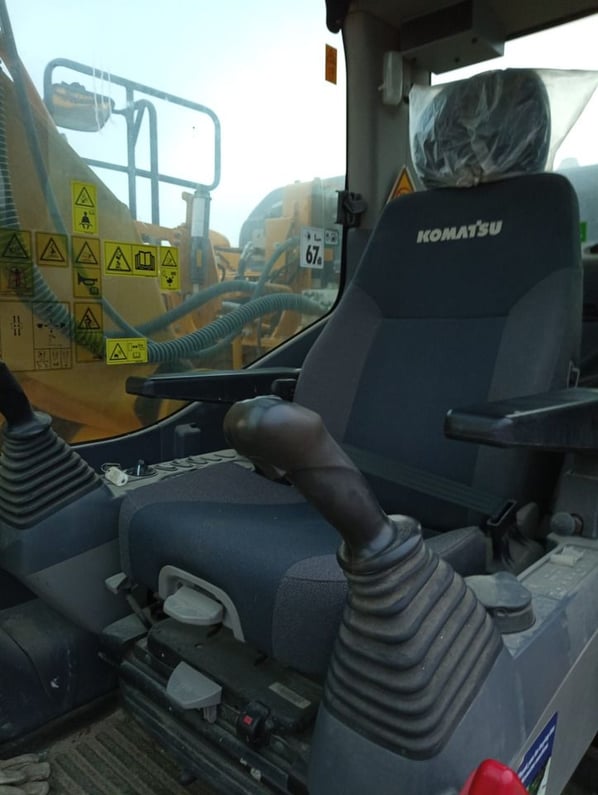 2022 Komatsu PC210 NLC-11 Mini Excavator