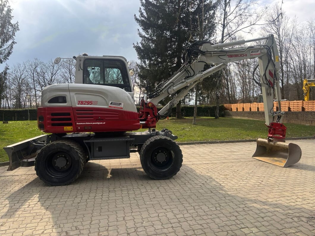 2020 Takeuchi TB295W Wheel Excavator