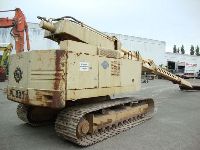 EWK PL820R Crawler Excavator