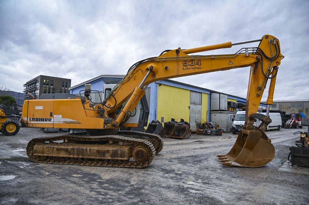 2004 Liebherr R934B HD-S Crawler Excavator