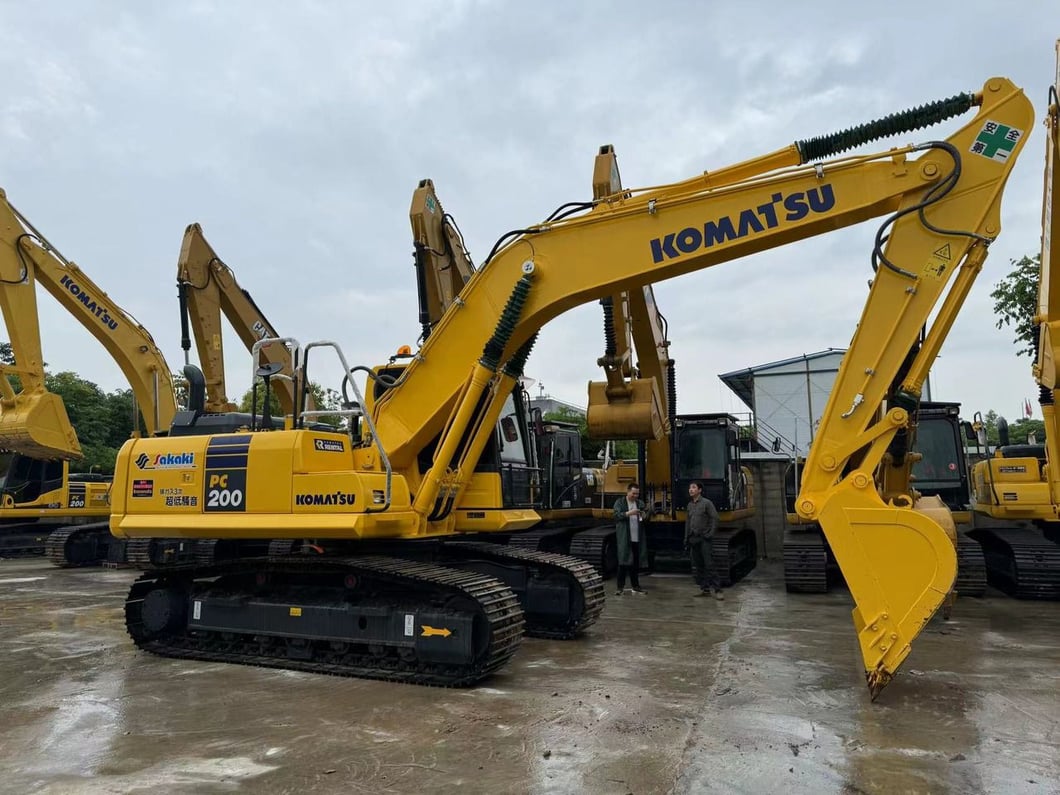 2024 Komatsu PC200-8 Crawler Excavator