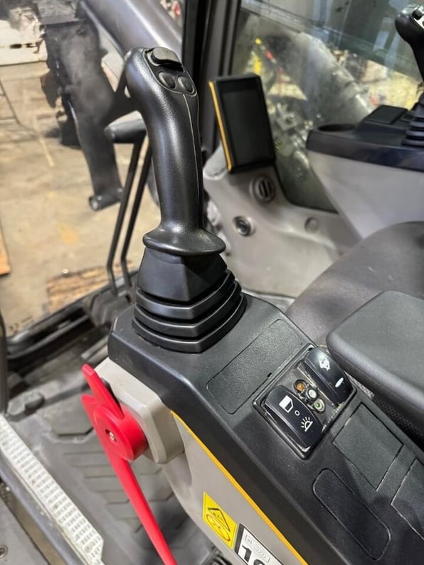 2023 Volvo EC530EL Crawler Excavator