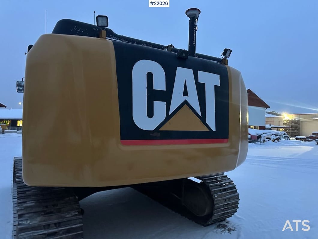 2012 Caterpillar 324E Crawler Excavator