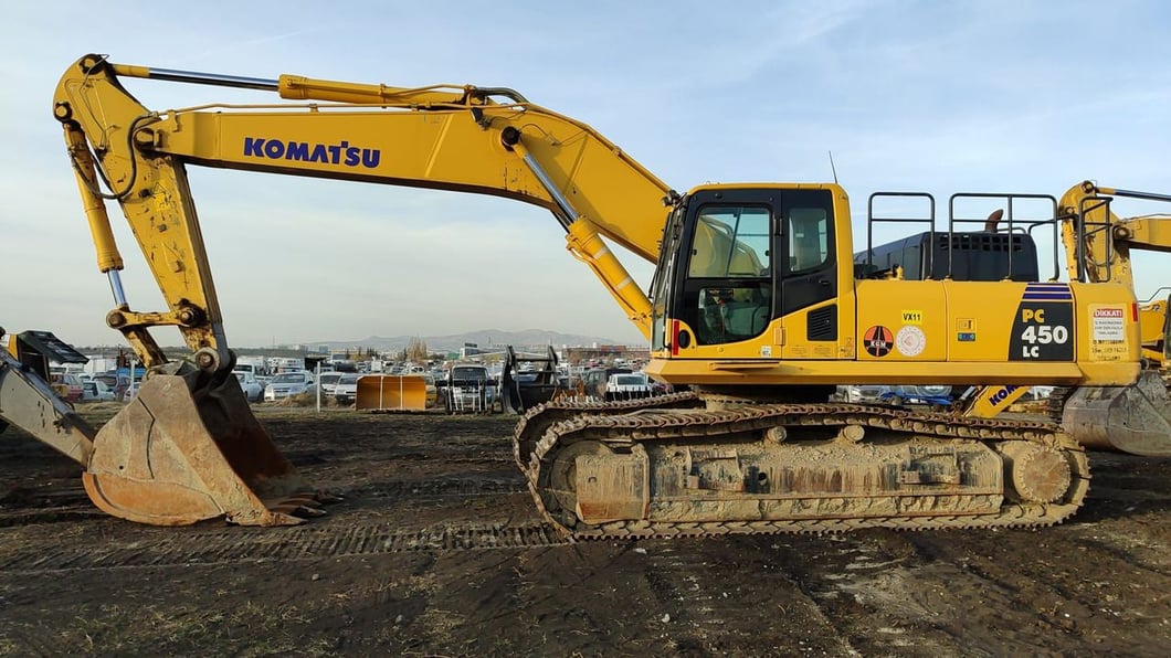 2022 Komatsu PC450 Crawler Excavator