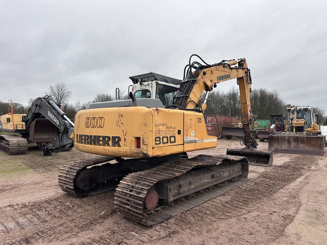2011 Liebherr R900C LITRONIC Crawler Excavator