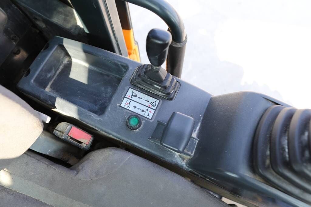 2015 Hyundai R140W-9A Wheel Excavator