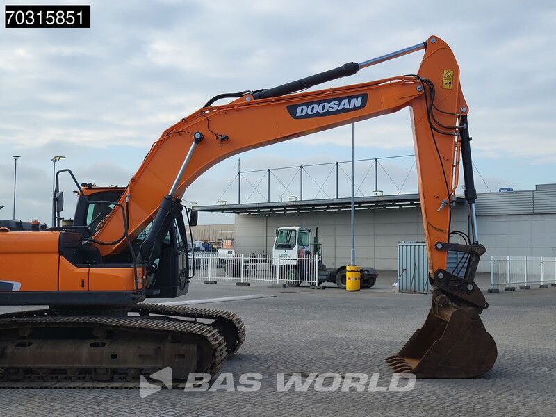 2020 Doosan DX225LC-5 Crawler Excavator