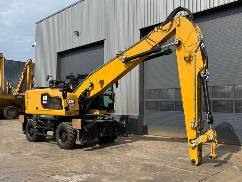 2019 Caterpillar MH3024 Material Handler