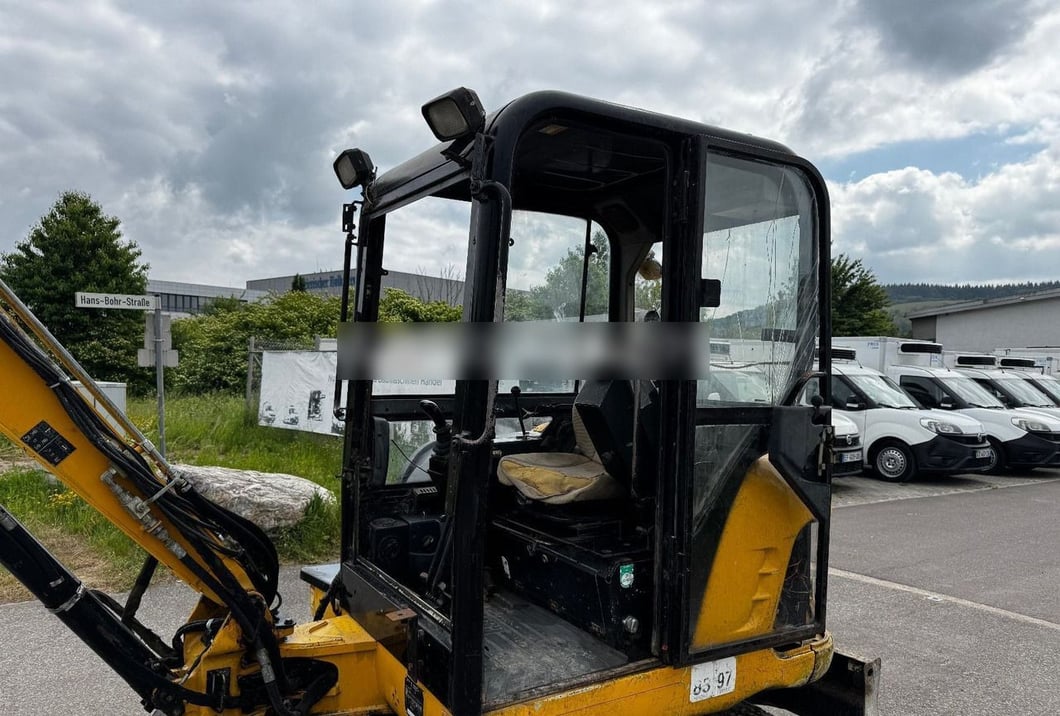 2001 Caterpillar 302.5 Mini Excavator