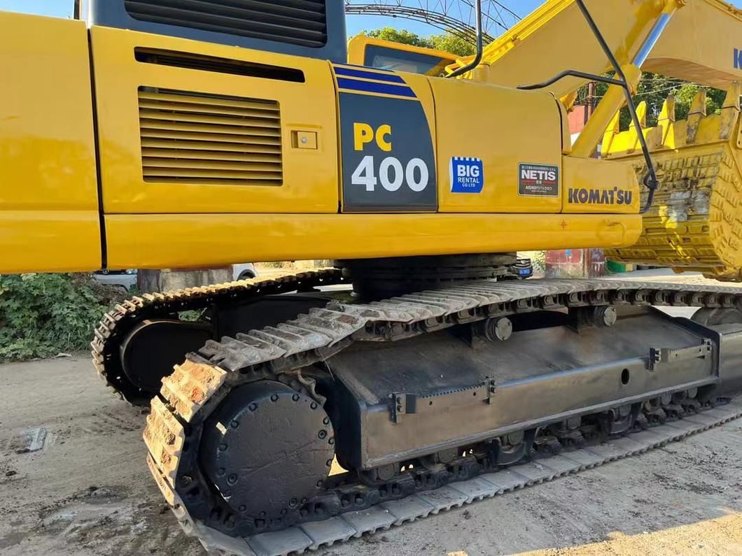 2019 Komatsu PC400-8 Crawler Excavator