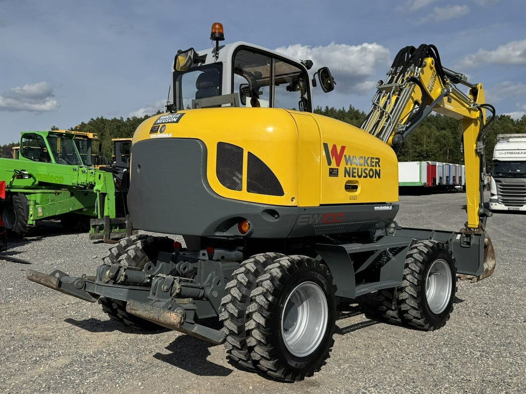 2016 Wacker Neuson EW100 Wheel Excavator