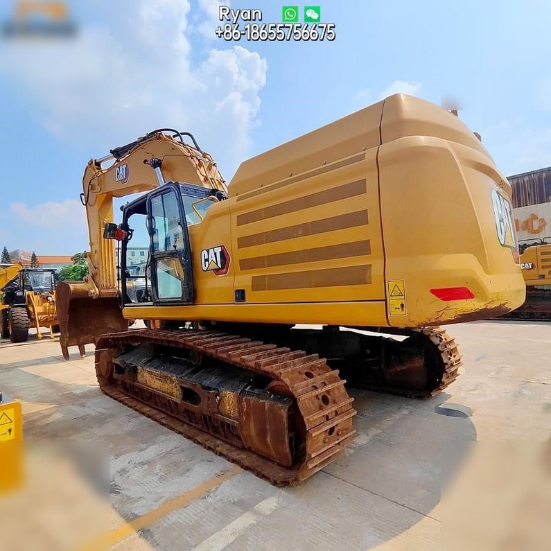 2022 Caterpillar 352 Crawler Excavator