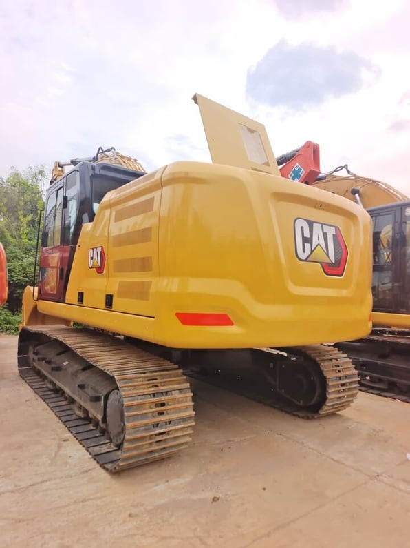 2025 Caterpillar 323 Crawler Excavator