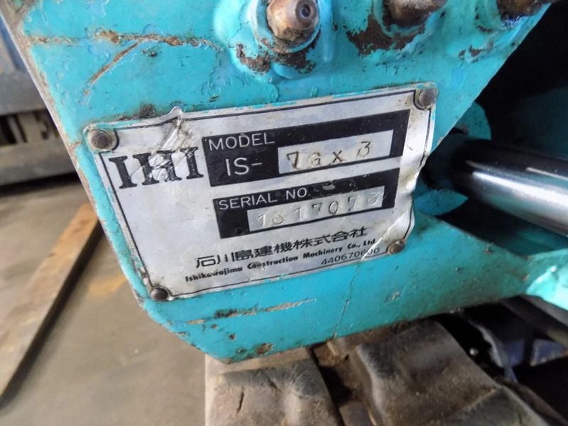 IHI Minigraver 2 Cillinder Motor Diesel.