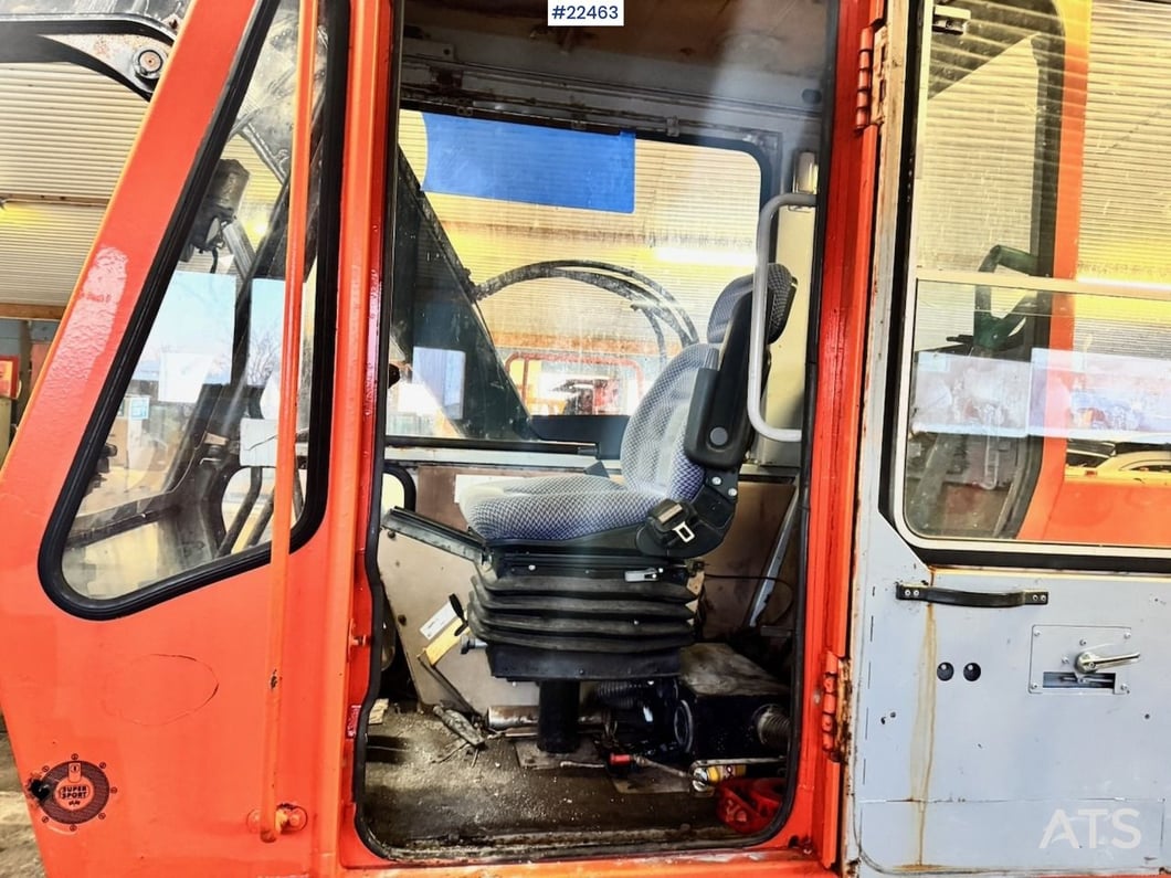 1986 Hitachi UH033 Crawler Excavator