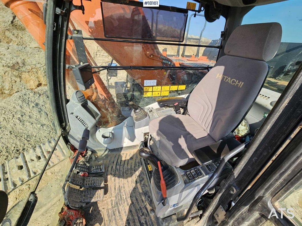 2020 Hitachi ZX300LCN-6 Crawler Excavator