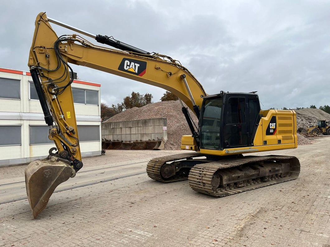 2018 Caterpillar 323-07A Crawler Excavator