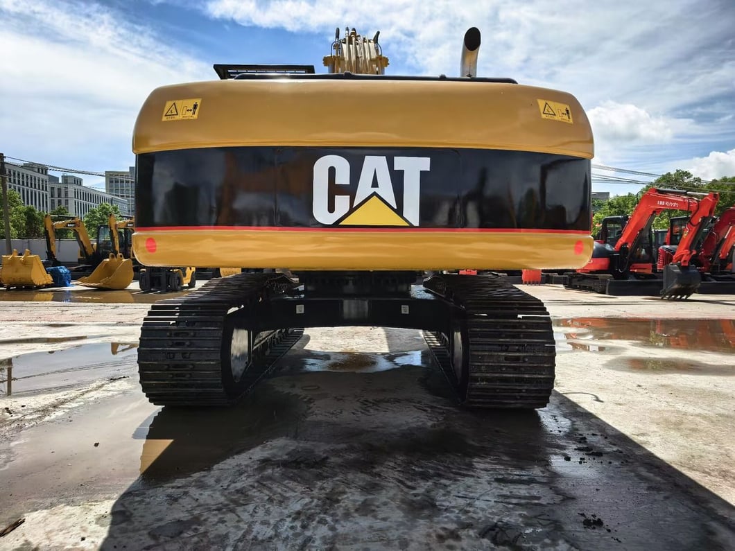 2023 Caterpillar 325C Crawler Excavator