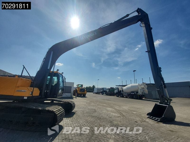 2025 Hyundai R245LR Crawler Excavator