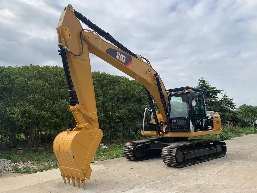 2023 Caterpillar 320D2 Crawler Excavator
