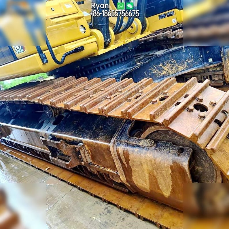 2023 Caterpillar 352 Crawler Excavator